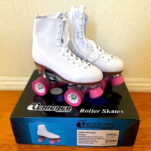 White Roller Skates (Very lightly used)